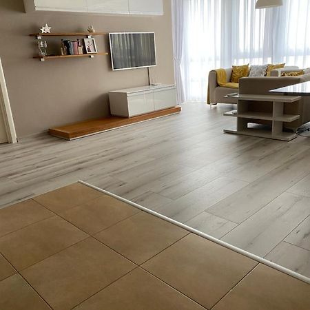 Apartament Avana Oradea Εξωτερικό φωτογραφία