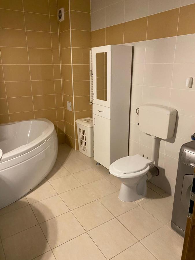 Apartament Avana Oradea Εξωτερικό φωτογραφία